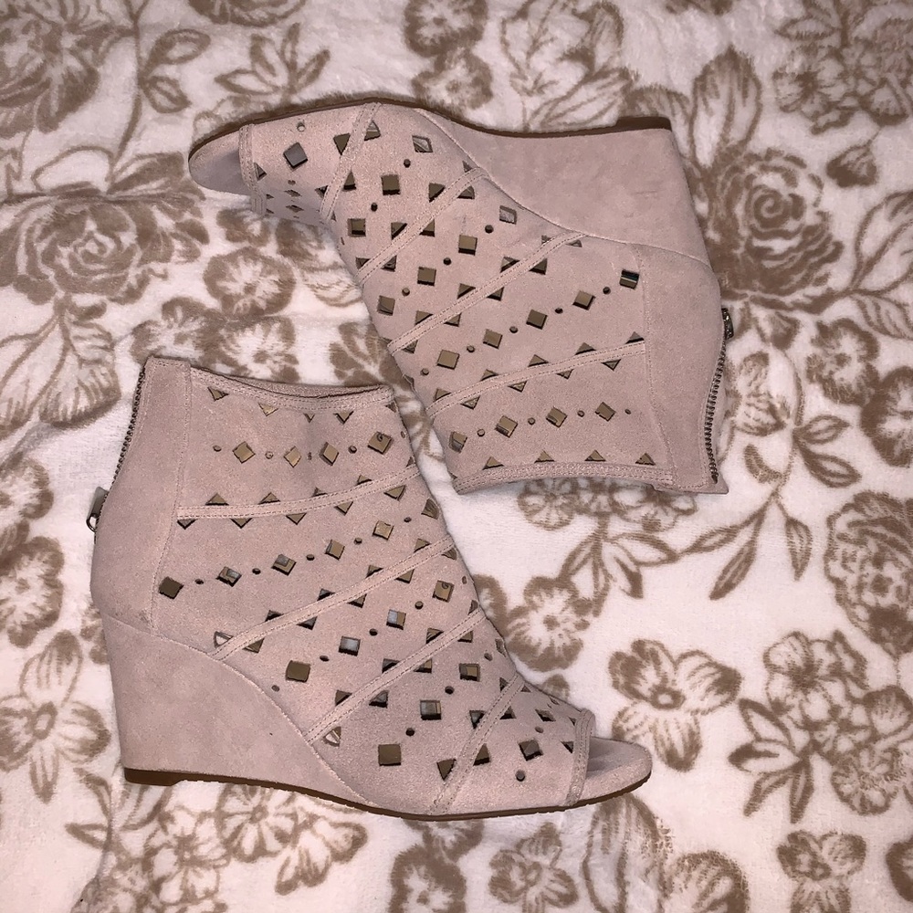 MK heels